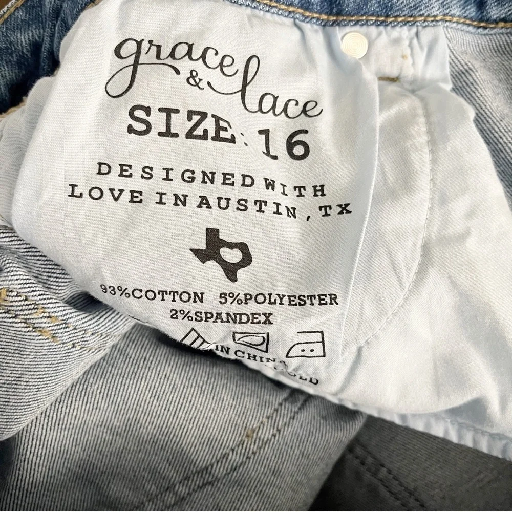Grace & Lace Boyfriend High Rise Ankle Jeans Women's Size 16 Light Wash Stretch - Picture 5 of 5